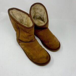 UGG Classic Short‎ Chestnut Suede Shearling Boots Womens 9